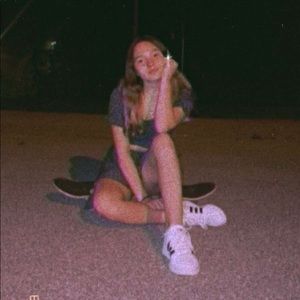 Meet your Posher, Abby